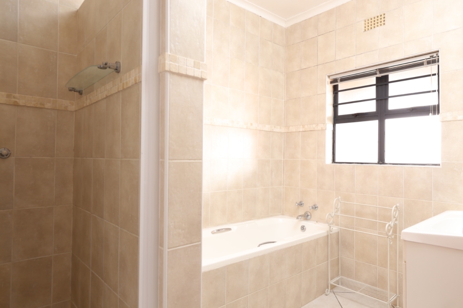 4 Bedroom Property for Sale in Velddrif Western Cape
